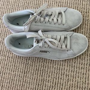 Women’s puma shoes